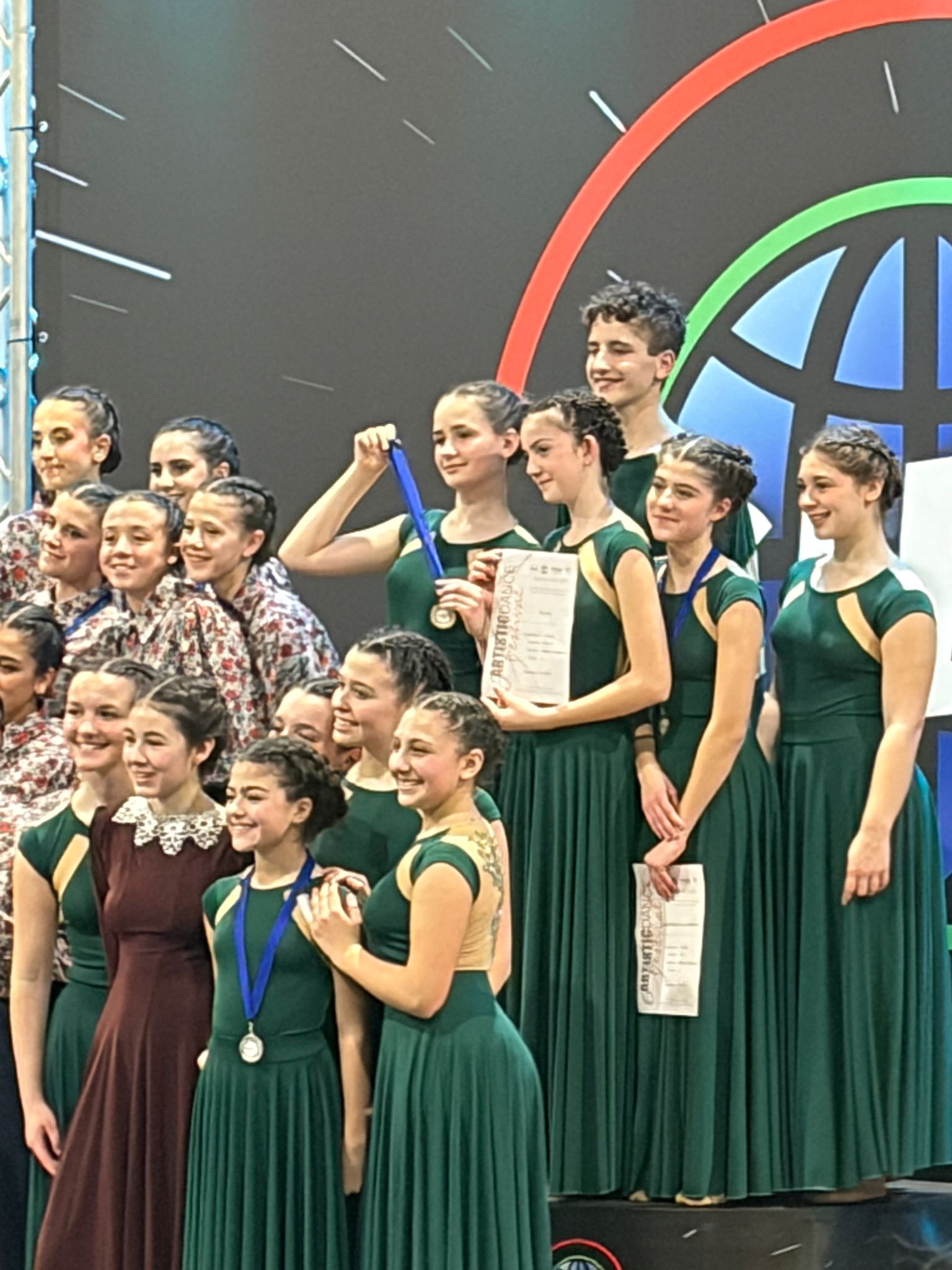Raffaele Carnevale e Melissa Melis con medaglia d'oro e diploma di 1° posto Show Dance all'Artistic Dance Festival Don Bosco Cup 2026